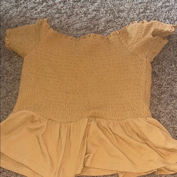 american eagle off the shoulder top - Picture 1 of 1